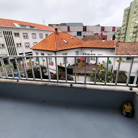 Lemon Tree House 2nd Floor - No Lift - Stairway 2 Andar Sem Elevador Apartment Guarda