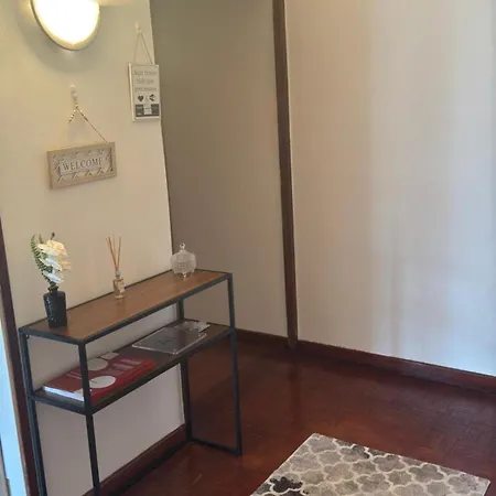 Lemon Tree House 2nd Floor - No Lift - Stairway 2 Andar Sem Elevador *